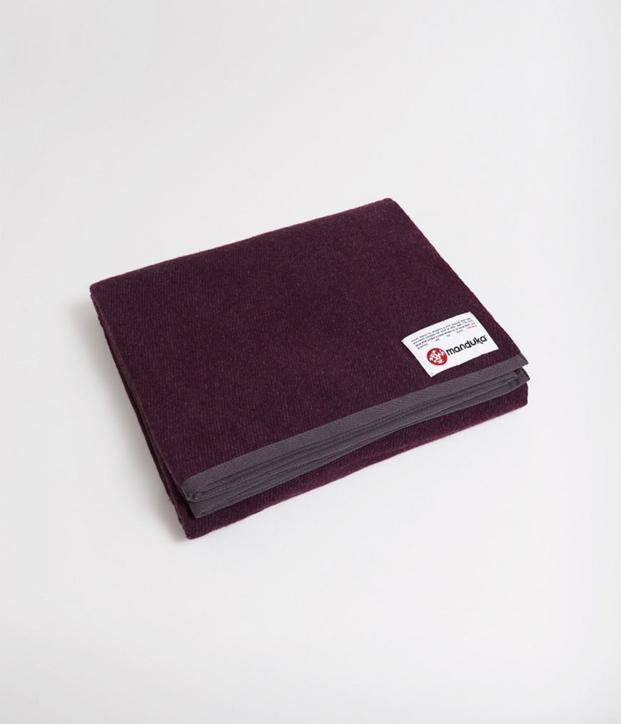 46201a060-twill-wool-indulge-01.jpg