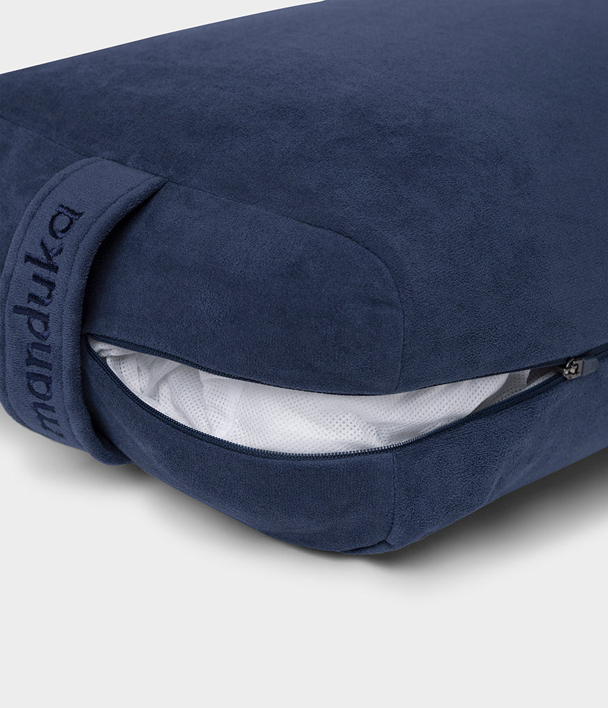 Bolster_Rectangular_Midnight_03.jpg